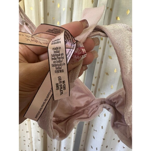 Victoria's Secret NWT Sparkle Pink Velvet Plunge Padded Wireless Bralette Bra M - Picture 7 of 7